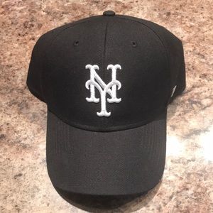 New York Mets ‘47 Black MVP Adjustable Hat